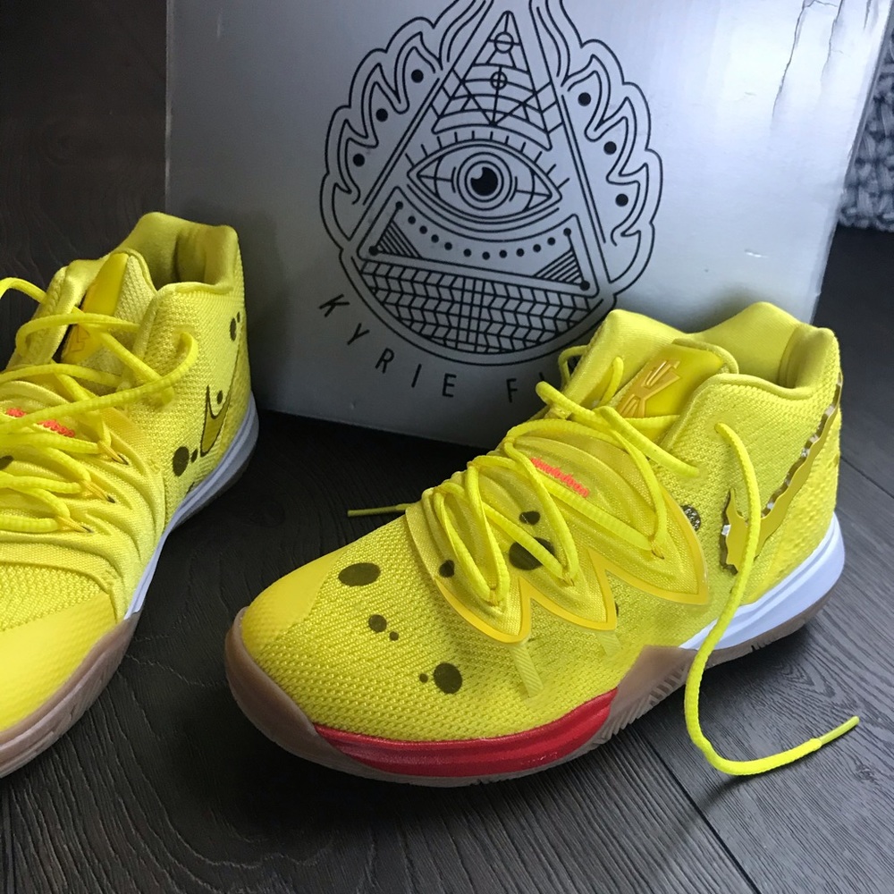 Nike Kyrie Five Sponge Bob shoes New in Box
